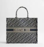 Large Dior Book Tote Ecru and Blue Dior Oblique Embroidery (42 x 35 x 18.5 cm)