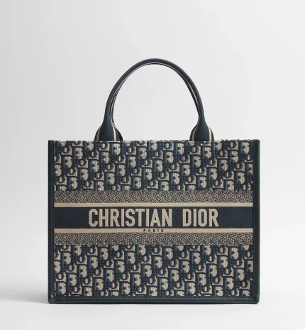 Medium Dior Book Tote Blue Dior Oblique Embroidery and Calfskin (36.5 x 28 x 16.5 cm)