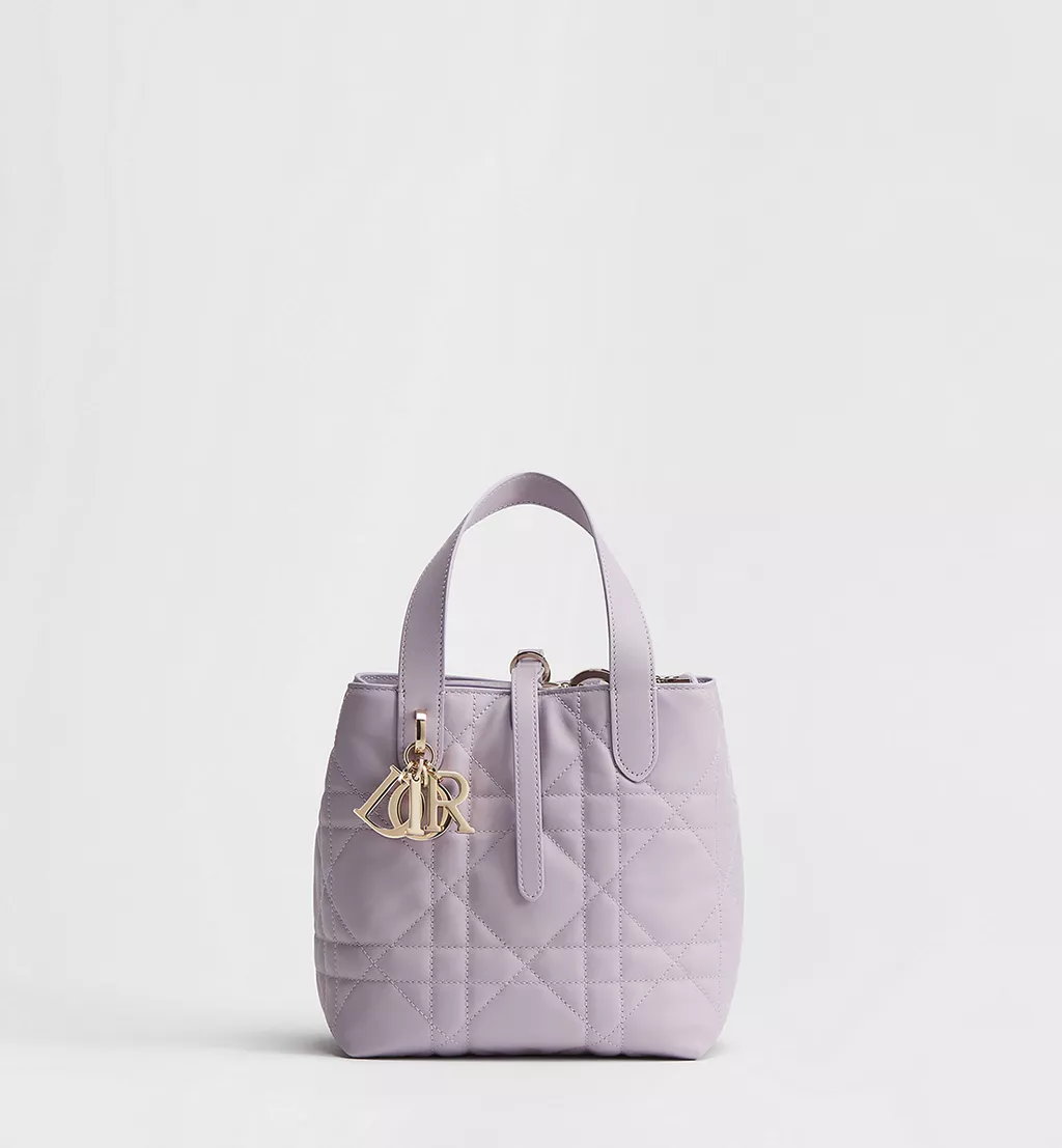 M2835OSNWM493_SBG_E01-1 Small Dior Toujours Vertical Tote Bag Macrocannage Calfskin - 图片 1